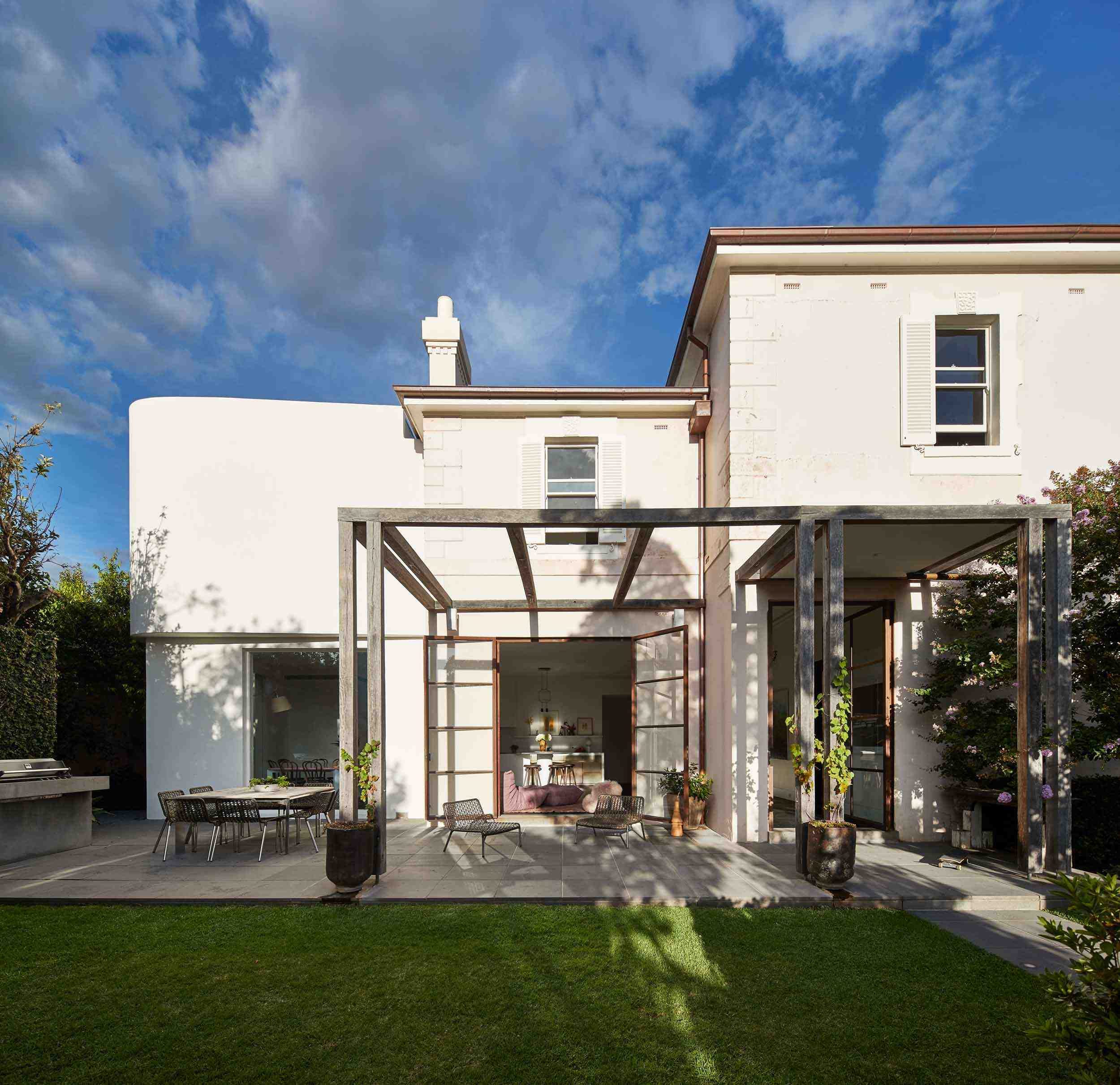 Susi Leeton | Hawksburn House
